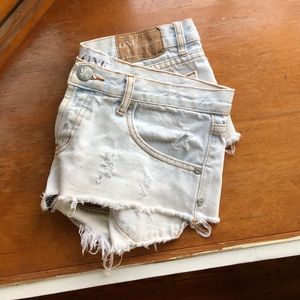 One Teaspoon Denim Shorts!